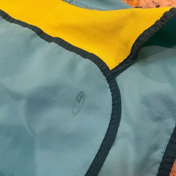 Champion shorts size S  - Picture 4 of 4